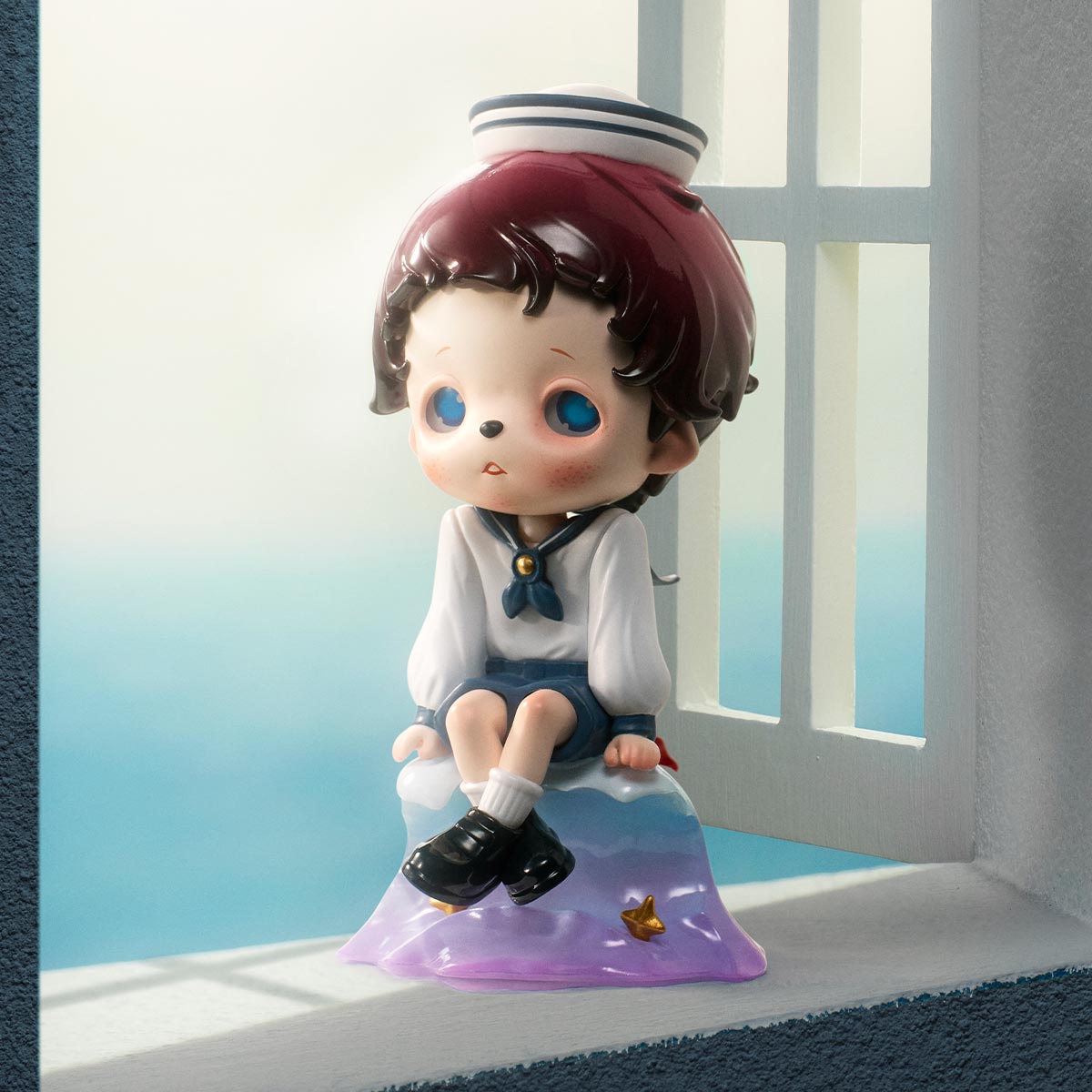 inosoul In the Still Room Series Figure: Chibi sailor child figurine with sailor hat, seated on a starfish-decorated base, evokes whimsical seaside charm.