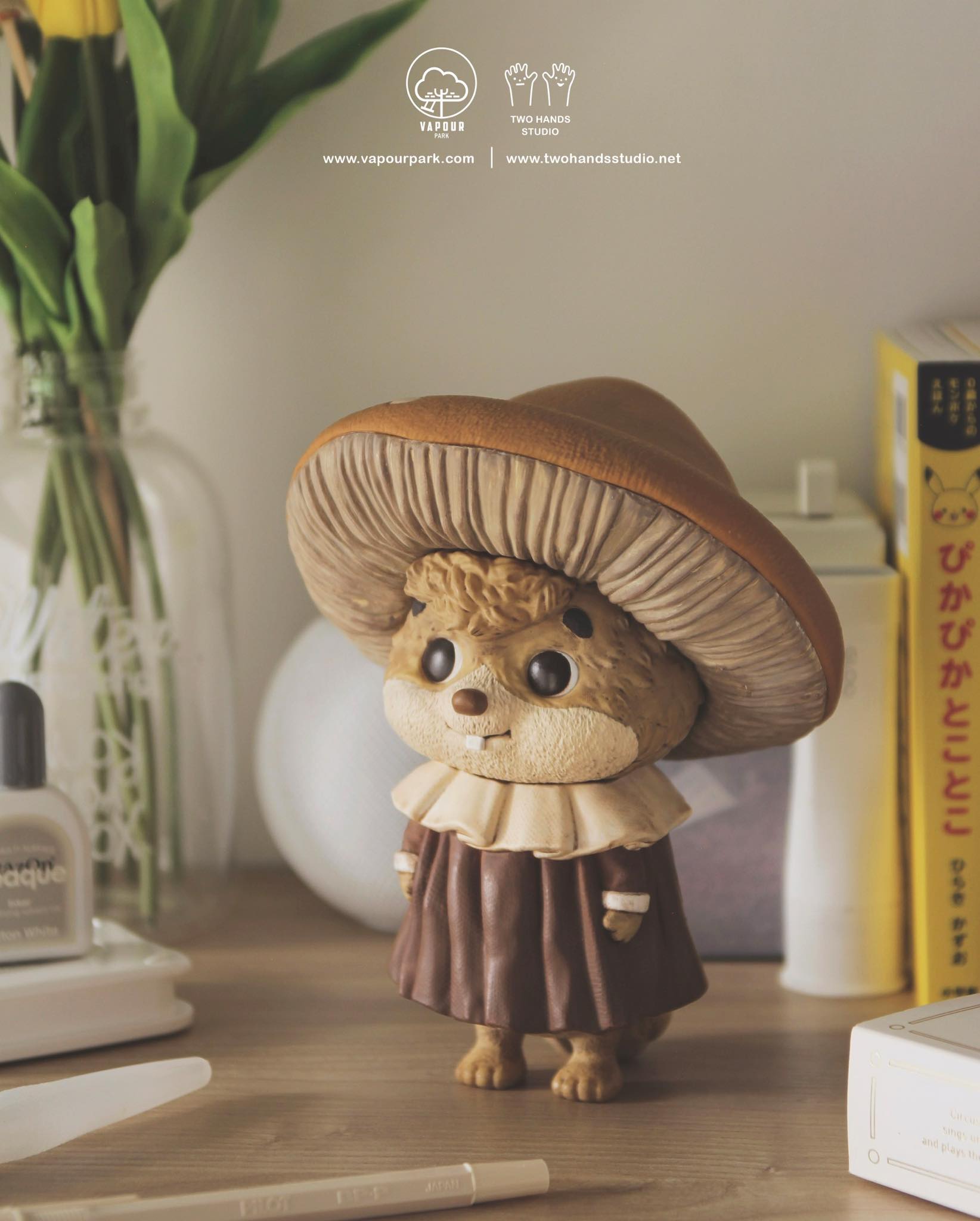 Chipmunk Dandelion Ver. by Vapour Park X Two Hands Studio, an 8 soft vinyl art toy, showcased in close-up detail, ideal for collectors of unique designs.