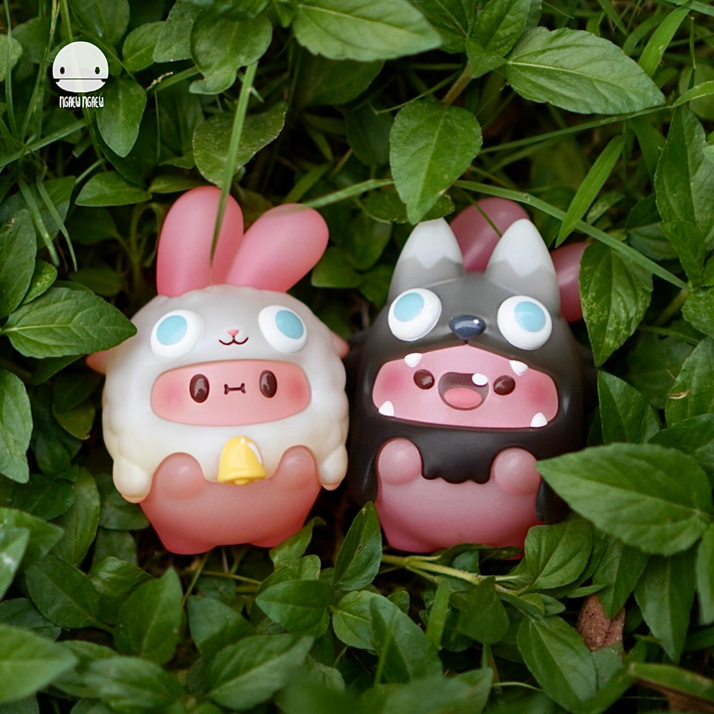 Ngaew Ngaew Wolf & Sheep