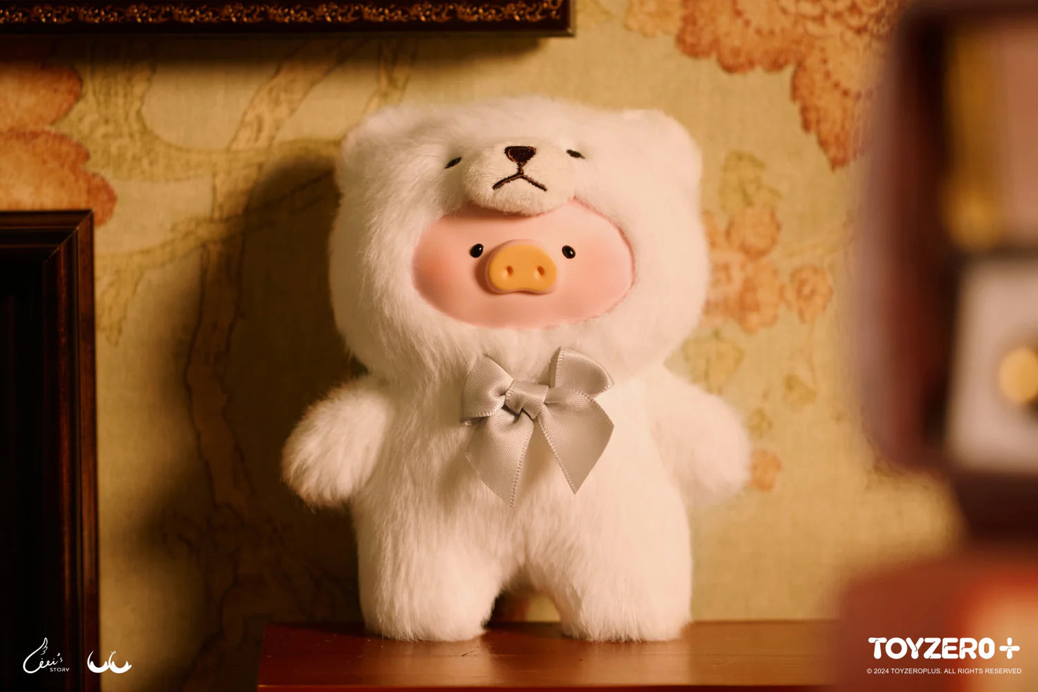 Vintage Teddy Shop Vinyl Face Blind Box Series featuring LuLu the Piggy, a 14cm plush toy with soft vinyl face. A blind box from Strangecat Toys, offering surprise designs embodying unique personalities.