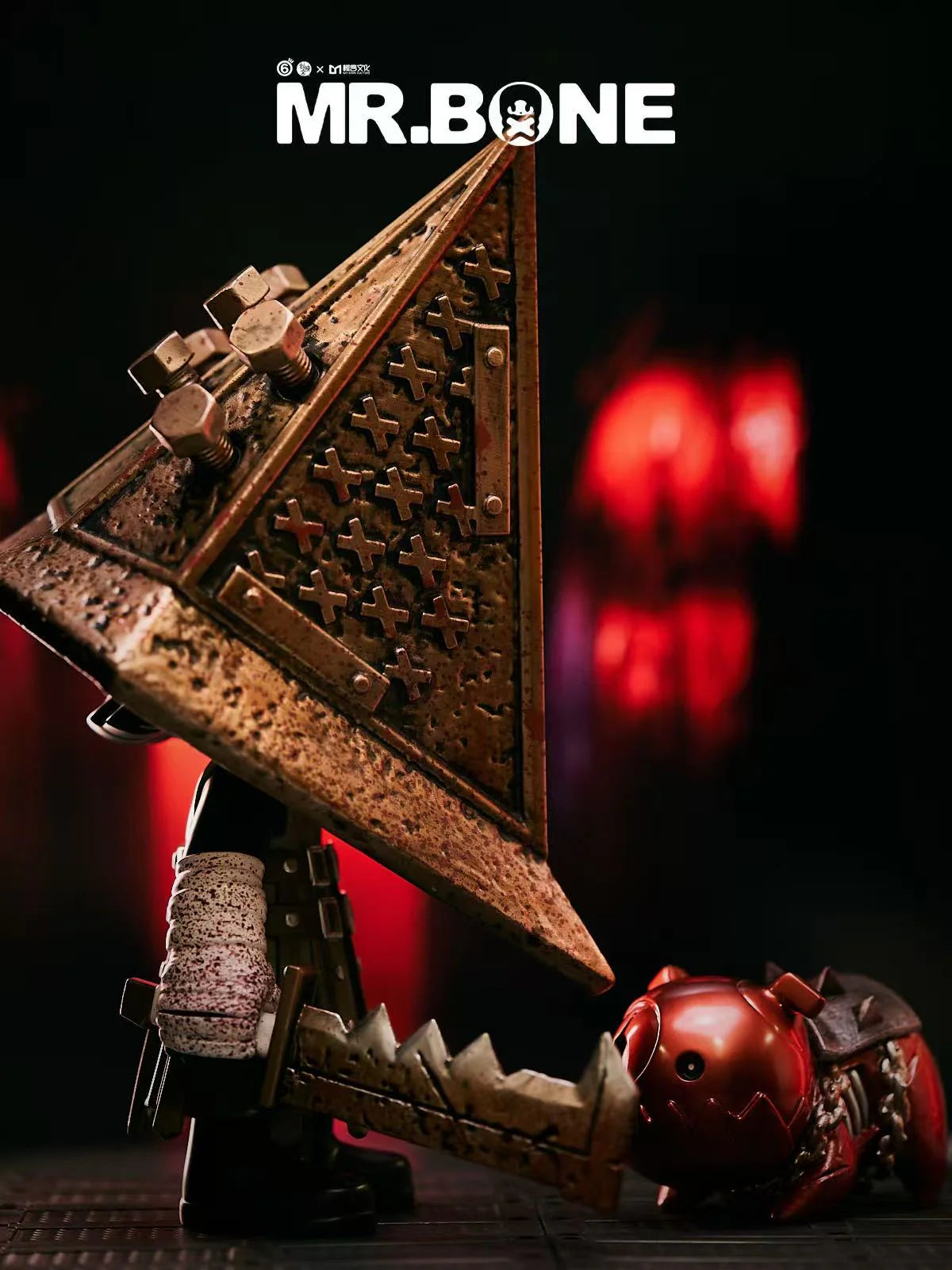 Mr. Bone - Pyramid Head 200% collectible features a chibi Pyramid Head with a rusted knife and red companion. Preorder, limited to 300. Ships Sept 2025.