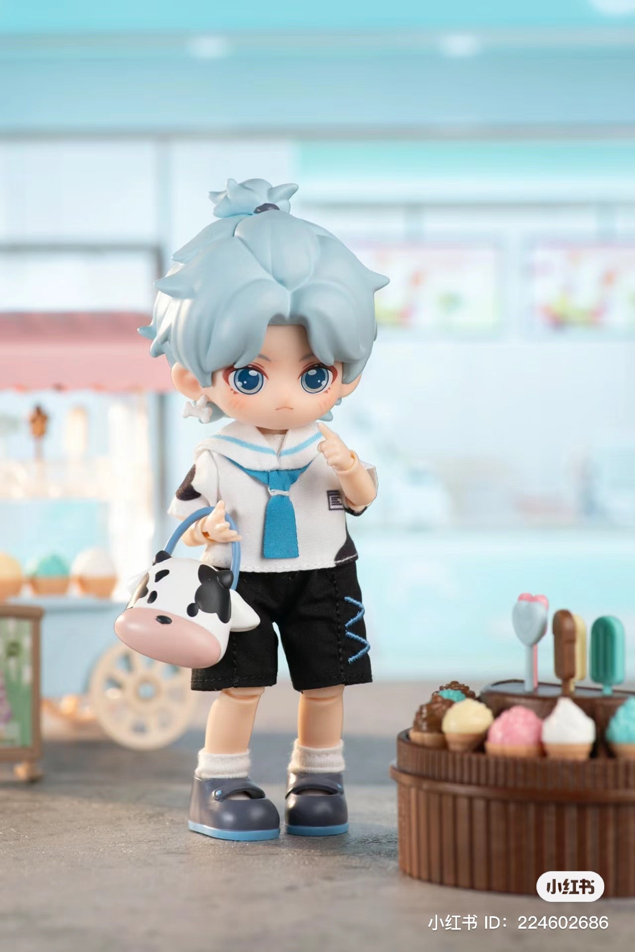 PEETSOON School Life BJD Blind Box Series: Toy figurine boy, doll with purse, cow purse, shoe, cake, and more.
