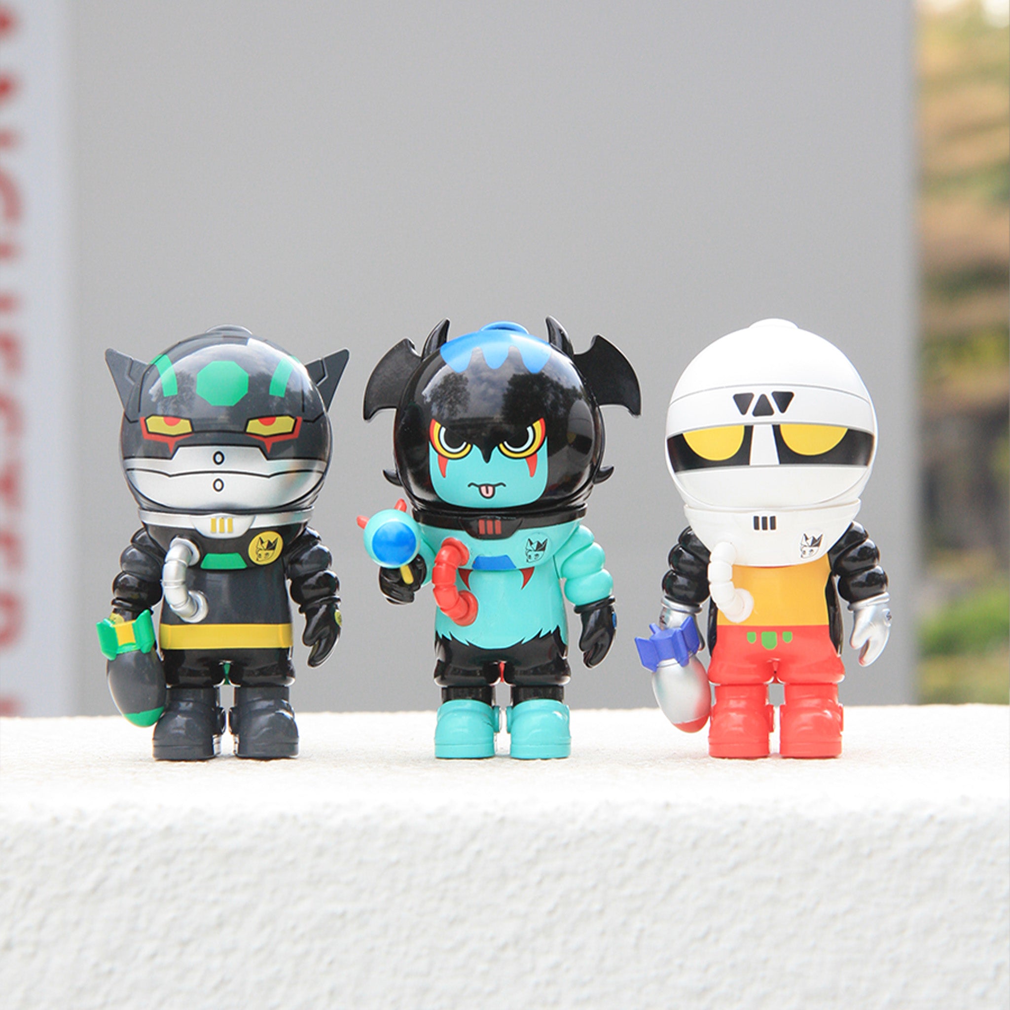SAMSAM ADVENTURER X GO NAGAI BLIND BOX featuring three unique vinyl figures with futuristic designs and accessories, perfect for collectors seeking mystery and variety.