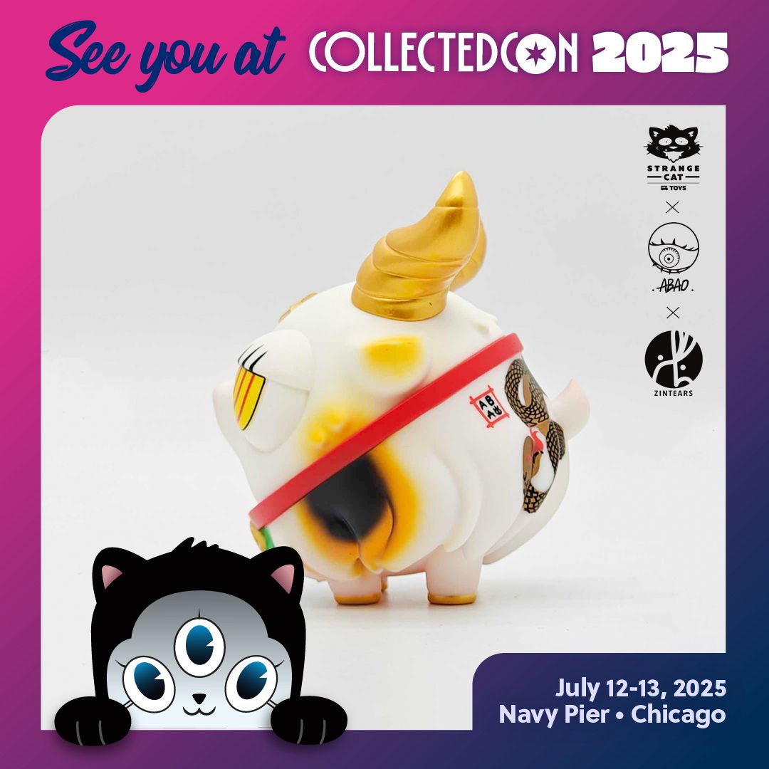 Bobbi by Zintears x Abao: a 10cm vinyl cartoon cat figure with three eyes, doubling as a piggy bank. Limited edition of 100 pieces.
