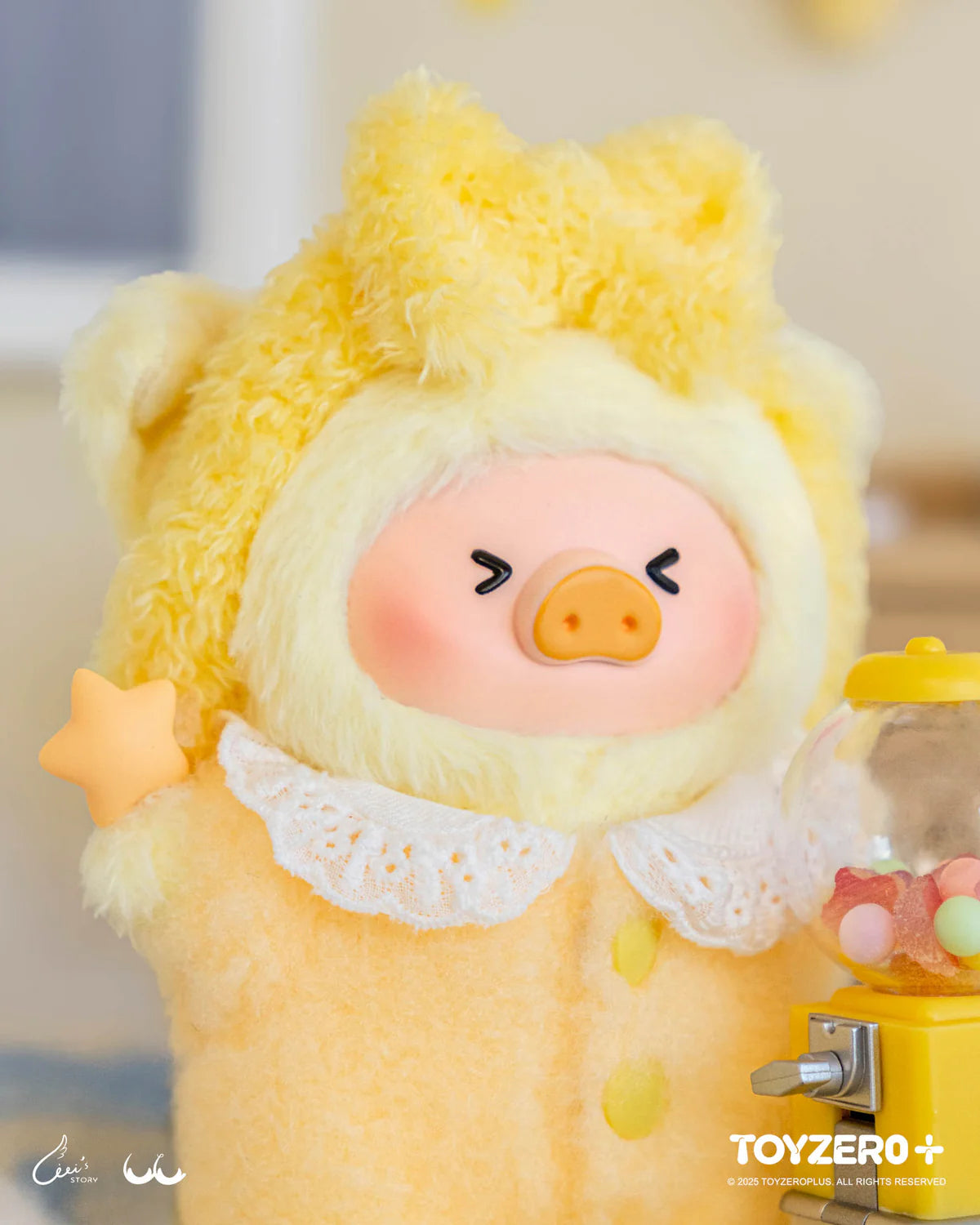 LuLu the Piggy in a fluffy yellow onesie holds a star, accompanied by a gumball machine. Part of LuLu's Dreaming Wonderland Series PVC Plush Keychain Blindbox.