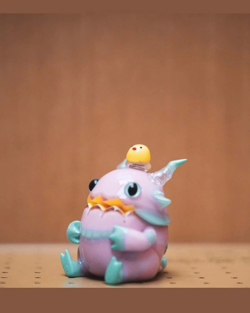 Tebobo - Have a seat 2 by Odom, a 9cm vinyl cartoon animal figure toy, ideal for collectors of unique art toys from Strangecat Toys.